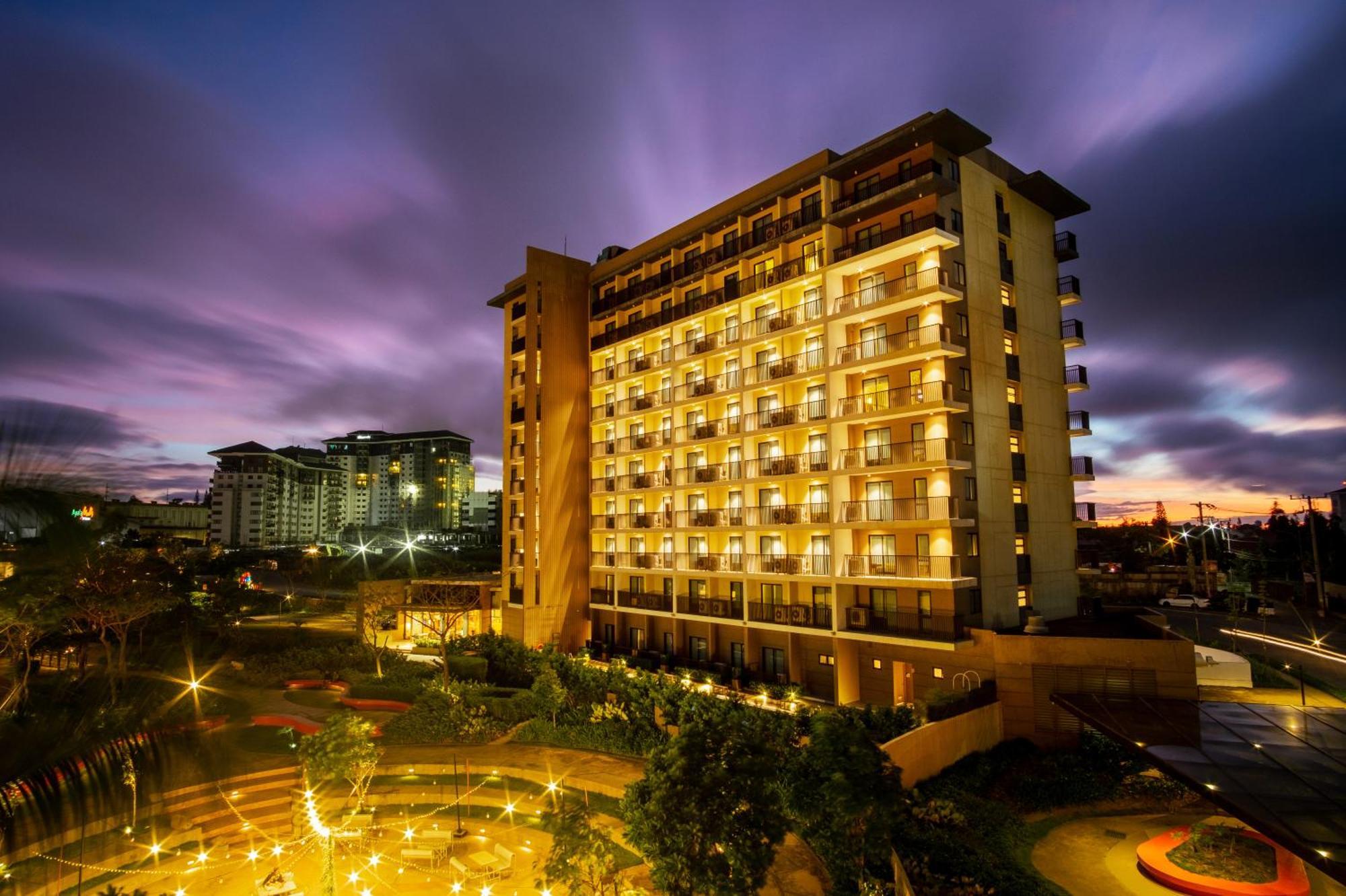 Quest Hotel Tagaytay Tagaytay City Exterior foto